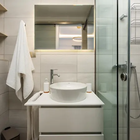 Secret View Apartment, With Private Jacuzzi Appartement
